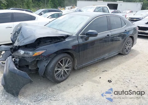 2021 Toyota Camry Se z USA, uszkodzony, nr VIN 4T1G11AK4MU592014